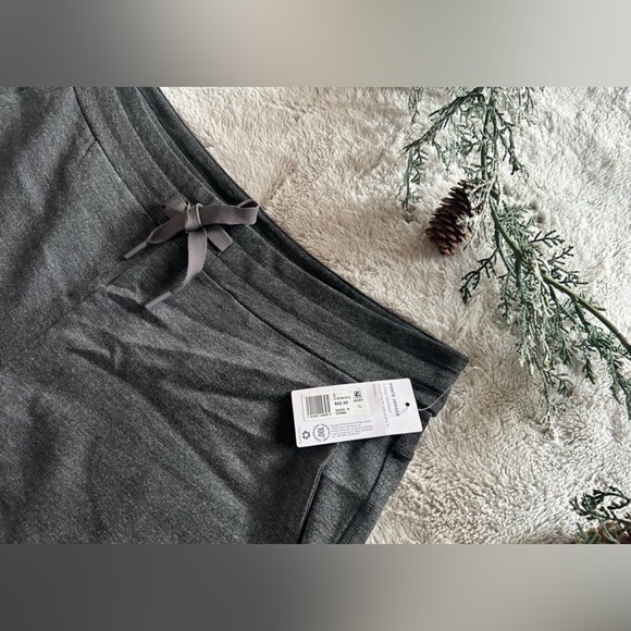 Jockey women's gray cuffed joggers - Picture 4 of 4